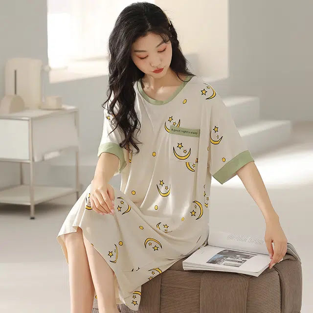 浮光岛屿 简约柔软时尚高级感带胸垫短袖休闲舒适亲肤凉爽透气可外穿家居服睡裙 女款 礼盒装 黄色