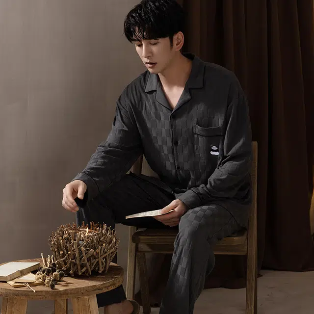 浮光岛屿 简约精致超柔软提花翻领高级感长袖长裤家居服舒适亲肤透气可外穿宽松休闲睡衣套装 男款 礼盒款 深灰色