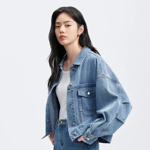 太平鸟 纯色翻领休闲宽松牛仔外套 女款 牛仔蓝