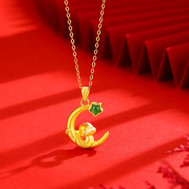老凤祥 月亮蛇玉 精致轻奢高级感 小众百搭设计温柔时尚 可爱甜美少女心表白恋爱送首饰 足金 按克计价 黄金项链 女款