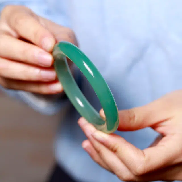 匠锁心玉 新中式 国潮国风 清冷感 古风温婉 小众轻奢高级感 时尚潮流 水润手饰显白#好运 玉髓 手镯 女款