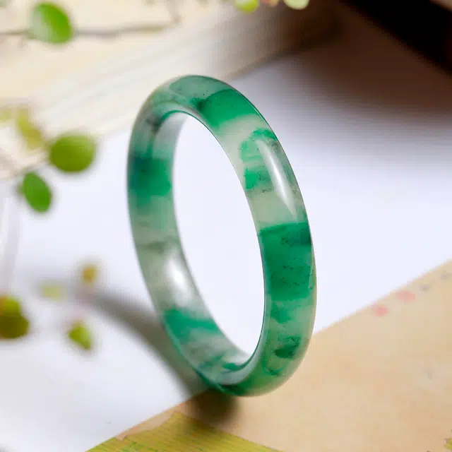 匠锁心玉 青山黛飘花贵妃镯 新中式宫廷风古典轻奢吉祥如意平安顺遂时尚百搭清冷典雅高级感气质温婉#好运天然 非洲翠 手镯 女款