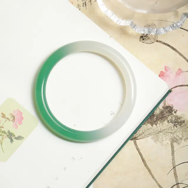 匠锁心玉 美人细圆条 半山半水 新中式 国潮国风 玉髓 手镯 女款 玉髓