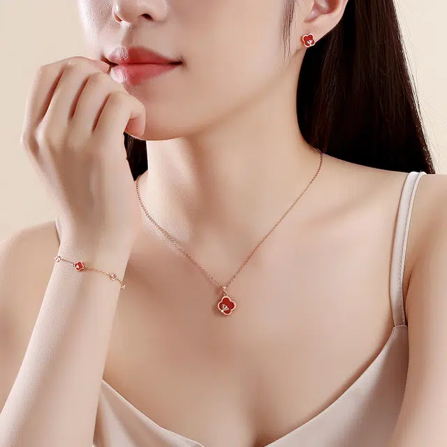 匠锁心玉 幸运四叶草 新中式 国潮国风 轻奢小众 玛瑙 玉石手链 女款
