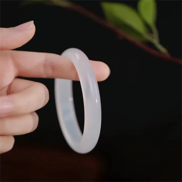 匠锁心玉 白月光高冰贵妃镯  新中式 国潮国风  轻奢高级感 气质古风温婉 玉髓 手镯 女款