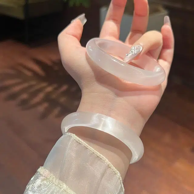 匠锁心玉 白月光猫眼镯子清透新中式精致古风清冷感温润气质显白优雅小众叠戴镯子百搭素圈女友甜蜜浪漫告白好运 琉璃 手镯 男女同款情侣款