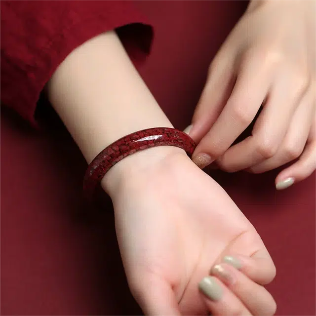 匠锁心玉 宽版 晶体砂  新中式 国潮国风 古风 转运纳福 诸事顺意 朱砂 手镯 女款