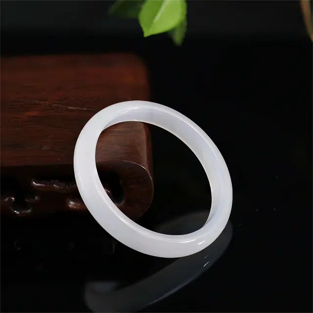 匠锁心玉 白月光高冰贵妃镯  新中式 国潮国风  轻奢高级感 气质古风温婉 玉髓 手镯 女款