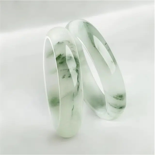 匠锁心玉 青山黛飘花 新中式宫廷风古典轻奢吉祥如意平安顺遂时尚百搭清冷典雅高级感气质温婉#好运天然 天山翠 石英岩玉手镯 女款