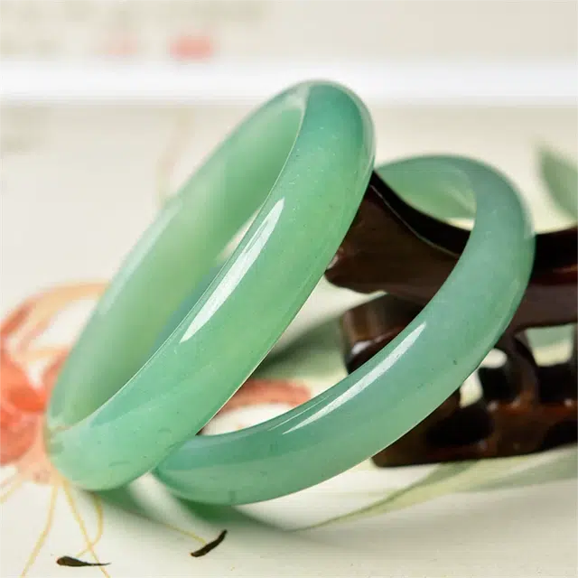 匠锁心玉 青山黛贵妃镯  新中式 国潮国风 小众设计 轻奢高级 气质 古风温婉 东陵玉 玉石手镯 女款