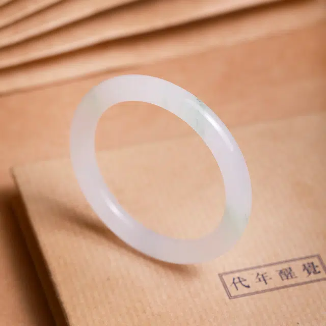 匠锁心玉 白月光美人镯 新中式 国潮国风 轻奢小众 高级 清冷感 天山翠 手镯 女款