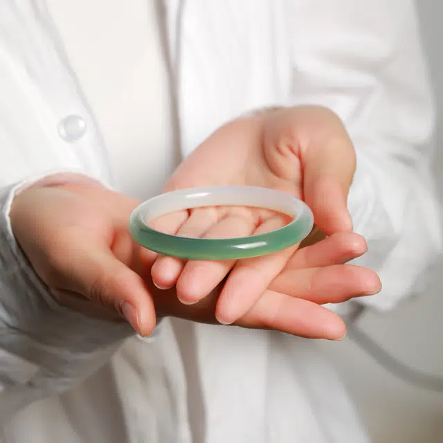 匠锁心玉 美人细圆条 半山半水 新中式 国潮国风 玉髓 手镯 女款 玉髓