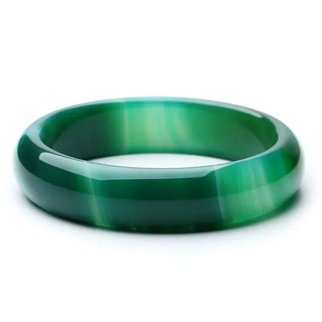 匠锁心玉 远山黛菠菜绿宽版玉镯 水润清透 新中式 国潮风 汉服旗袍 时尚百搭 清冷典雅高级感 气质温婉 素圈手饰显白#好运 玛瑙 手镯 女款