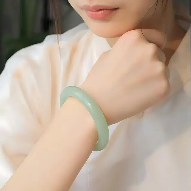 匠锁心玉 正晴水 新中式 古风温婉 细腻温润 汉服旗袍 轻奢高级感 小众复古 国潮 手镯 青玉 女款