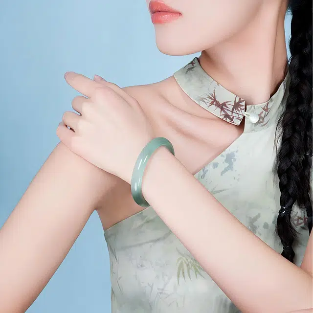匠锁心玉 高冰库里蓝 新中式 国潮国风 小众 轻奢高级感 古风温婉  清冷感 潮流 玉髓 手镯 女款