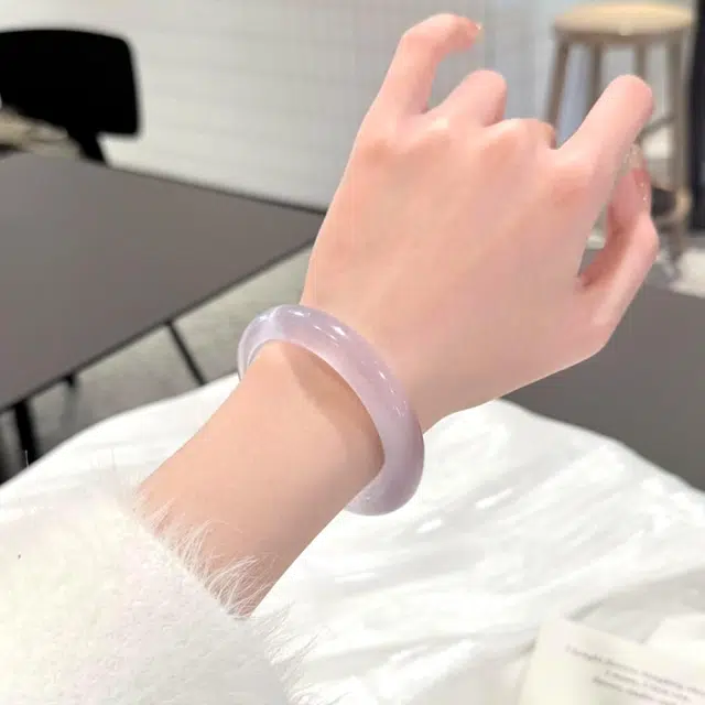 匠锁心玉 淡紫色美人镯 新中式国潮国风 小众典雅如意轻奢高级清冷感 极简风 潮流年轻气质百搭 温润手饰显白#好运 琉璃 手镯 女款