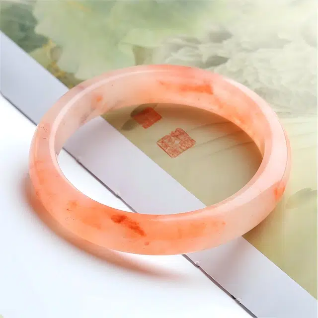 匠锁心玉 桃花酿贵妃镯 新中式 国潮国风 复古 古风温婉 轻奢高级感 金丝玉 玉石手镯 女款