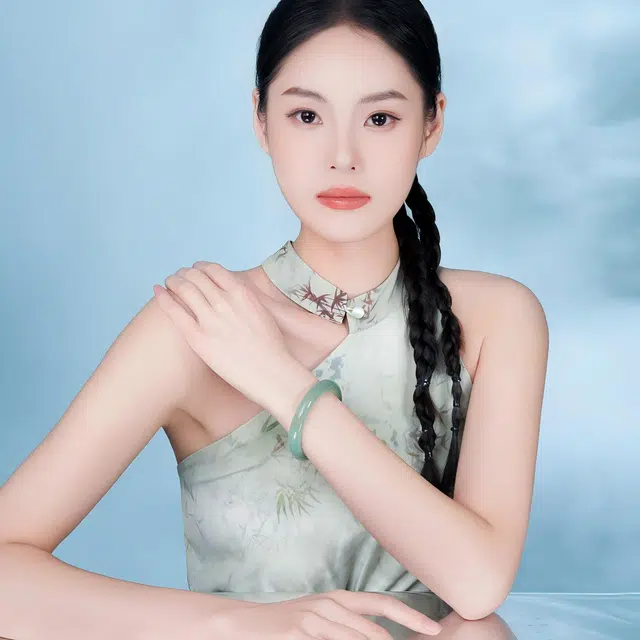 匠锁心玉 高冰库里蓝 新中式 国潮国风 小众 轻奢高级感 古风温婉  清冷感 潮流 玉髓 手镯 女款