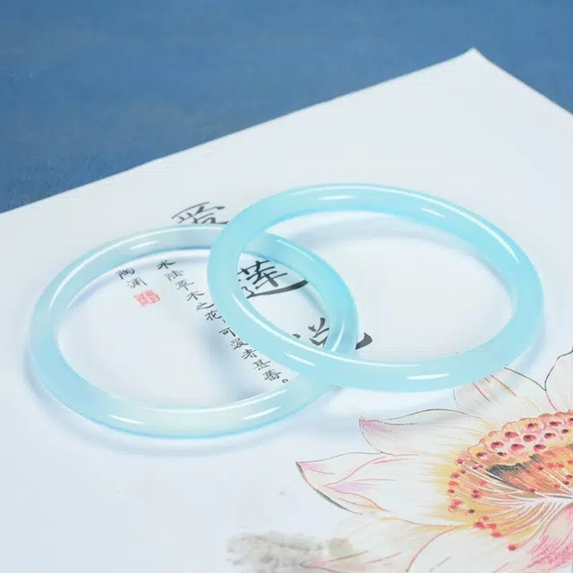 匠锁心玉 新中式古风温婉 轻奢高级 水润 国潮国风 气质 玉髓 玉石手镯 女款