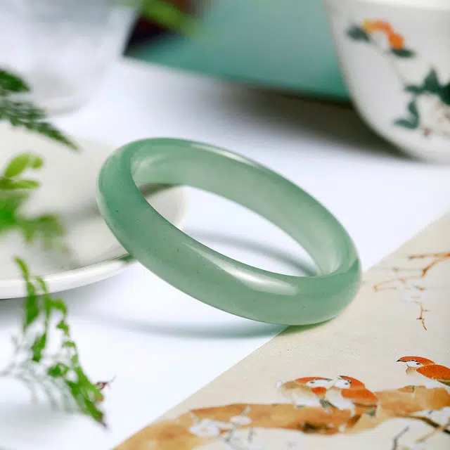 匠锁心玉 新中式 国潮国风 小众 轻奢高级感 古风温婉 转运纳福 清冷感 东陵玉 手镯 女款