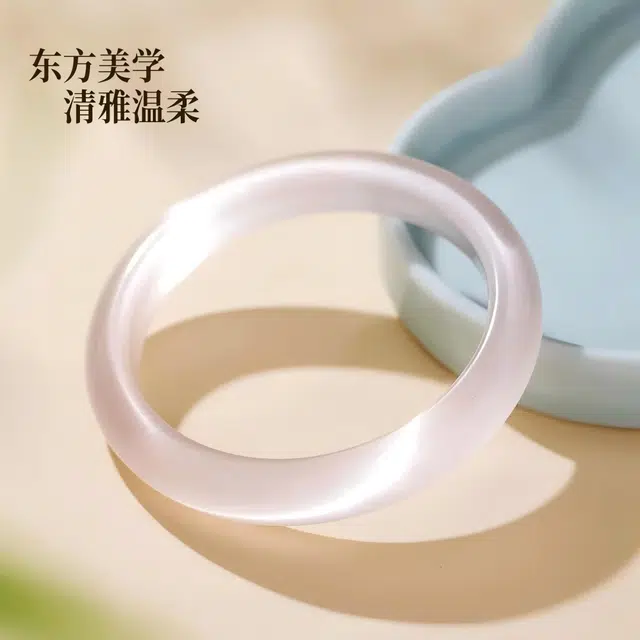 匠锁心玉 蜜桃粉玉镯 新中式古典轻奢高级清冷感极简风潮流年轻气质百搭典雅小众旗袍汉服百搭素圈浪漫告白#好运 琉璃 玉石手镯 女款