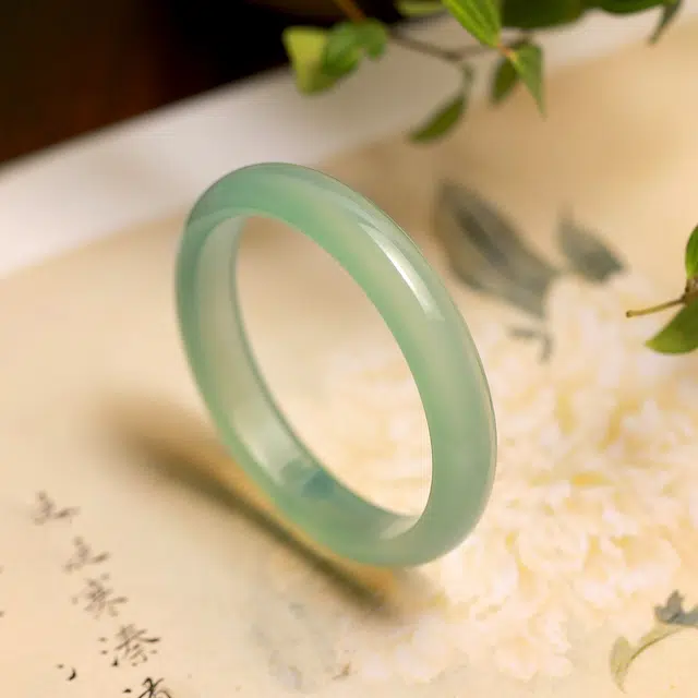 匠锁心玉 一汪清泉 青山黛 油青 贵妃镯 国朝古风 新中式 汉服 玉髓 玉石手镯 女款