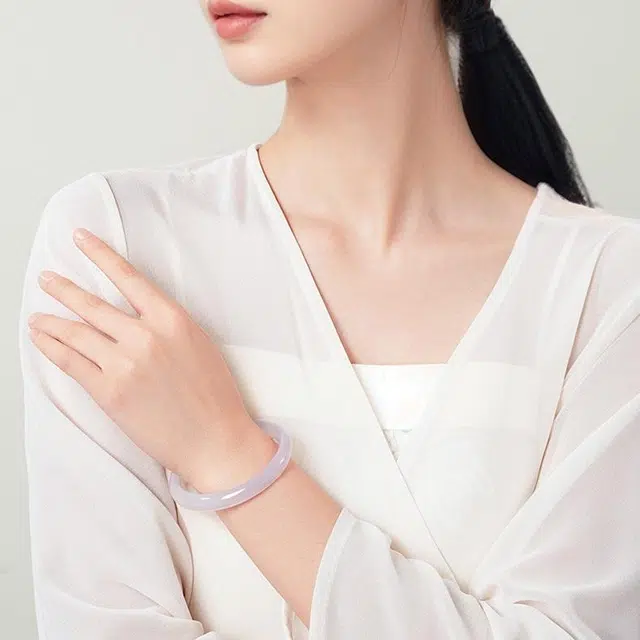 匠锁心玉 高冰清透紫罗兰 新中式 国潮国风 轻奢高级感 古风温婉 清冷感 潮流 玉髓 手镯 女款