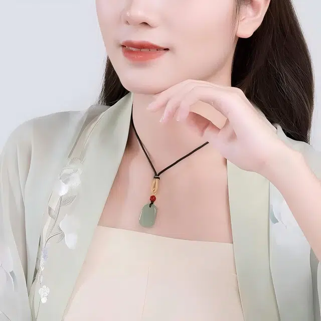 匠锁心玉 平安无事牌 新中式 国潮国风 小众设计轻奢高级感 简约 通勤 吉祥如意 纳福转运#好运 和田玉项链 青白玉 男女同款情侣款