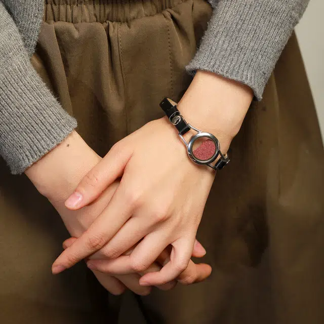 匠锁心玉 轻奢小众  新中式 简约时尚  国潮国风 本命年 转运 朱砂 玉石手链 女款