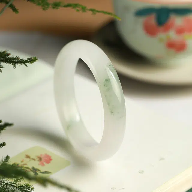 匠锁心玉 青山翠贵妃镯 青山黛  新中式 国潮国风 小众设计 轻奢高级 清冷感 一抹翠 天山翠 玉石手镯 女款