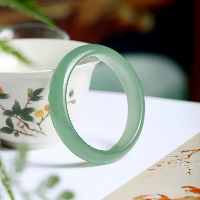 匠锁心玉 新中式 国潮国风 小众 轻奢高级感 古风温婉 转运纳福 清冷感 东陵玉 手镯 女款