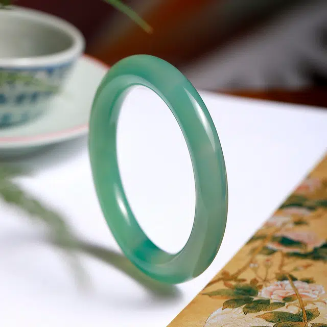 匠锁心玉 新中式 国潮国风 清冷感 古风温婉 小众轻奢高级感 时尚潮流 水润手饰显白#好运 玉髓 手镯 女款