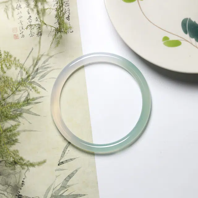 匠锁心玉 新中式 国潮国风 典雅 古风温婉 轻奢高级 玉髓 玉石手镯 女款