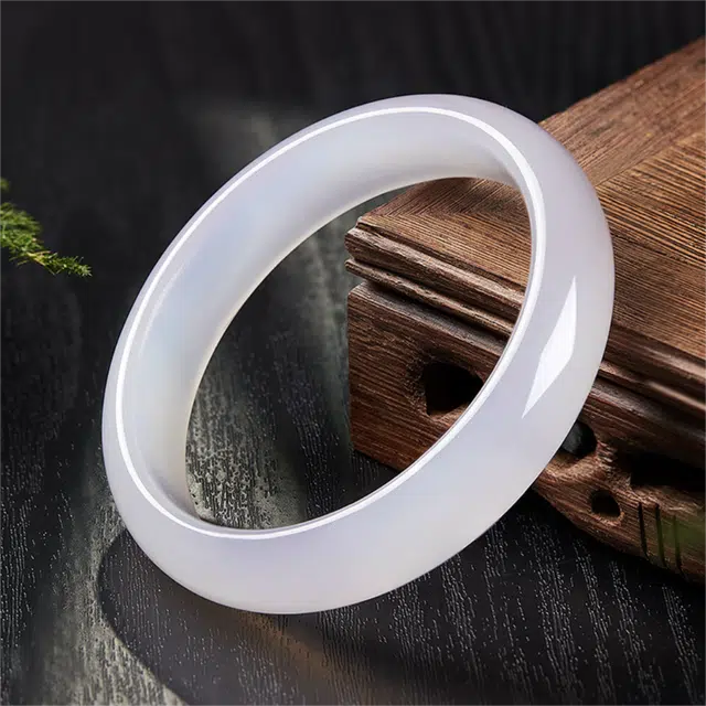 匠锁心玉 清冷感 轻奢高级平安 新中式 国潮古风 水润淡烟紫贵妃镯 玉髓 玉石手镯 女款