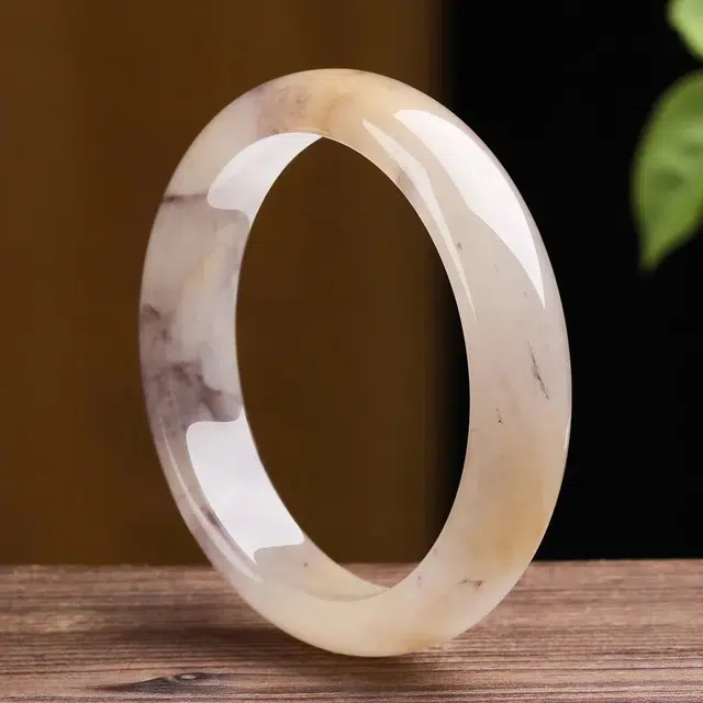 匠锁心玉 紫罗兰贵妃镯 水润清透 新中式 国潮国风 汉服旗袍 时尚百搭 清冷典雅高级感 气质温婉 素圈手饰显白#好运天然 金丝玉 手镯 女款