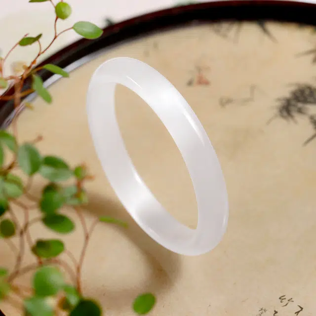 匠锁心玉 国潮新中式 精致古风清冷感 温润气质 优雅小众百搭素圈 琉璃 手镯 男女同款情侣款