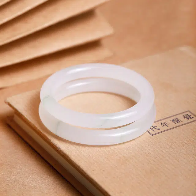 匠锁心玉 白月光美人镯 新中式 国潮国风 轻奢小众 高级 清冷感 天山翠 手镯 女款