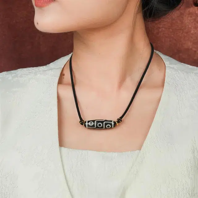 匠锁心玉 九眼天珠 藏式风格 新中式 国潮国风 原创设计 小众轻奢高级感 吉祥纳福 守护本命年#好运 玛瑙 项链 男女同款情侣款