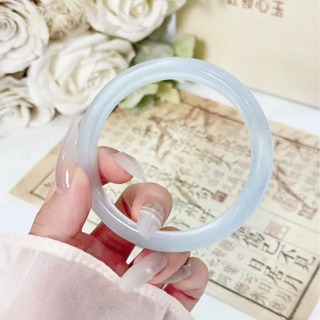 匠锁心玉 月如岚冰冰蓝美人镯 新中式国风 小众典雅 轻奢高级清冷感 极简风 潮流年轻气质百搭 温润手饰显白#好运 琉璃 手镯 女款