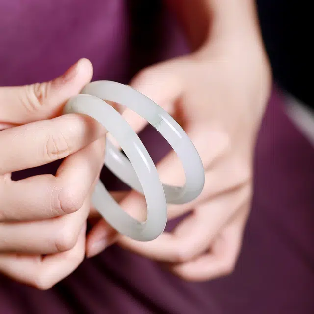 匠锁心玉 白月光美人镯 新中式 国潮国风 轻奢小众 高级 清冷感 天山翠 手镯 女款