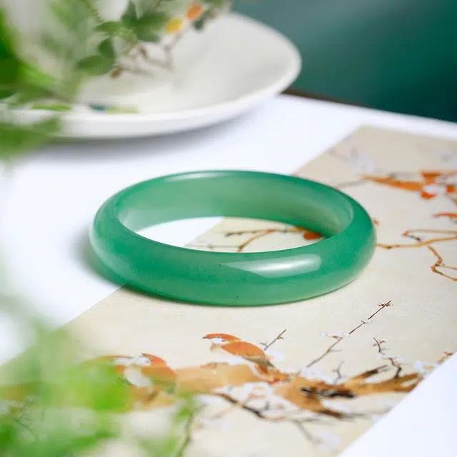 匠锁心玉 新中式 国潮国风 小众 轻奢高级 古风温婉 转运纳福 清冷感 东陵玉 手镯 女款