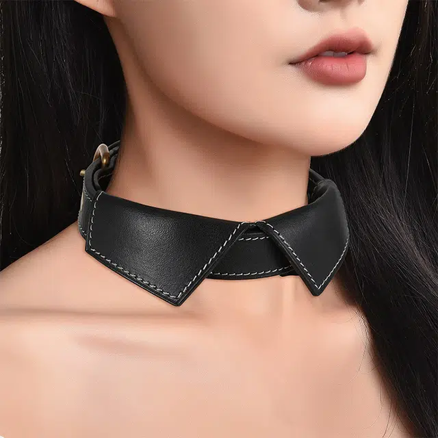 FUO choker PU