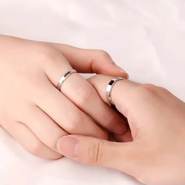 925