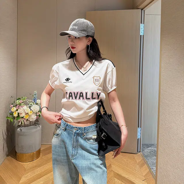 NancyCavally 100 V T