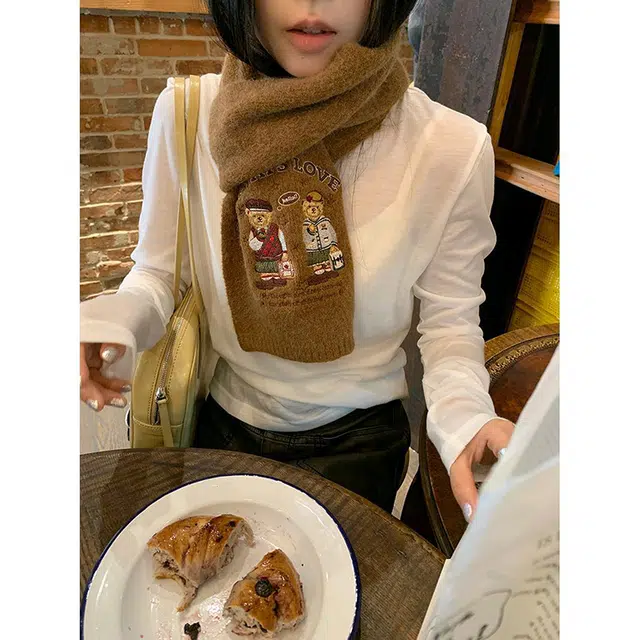 YALMY ins