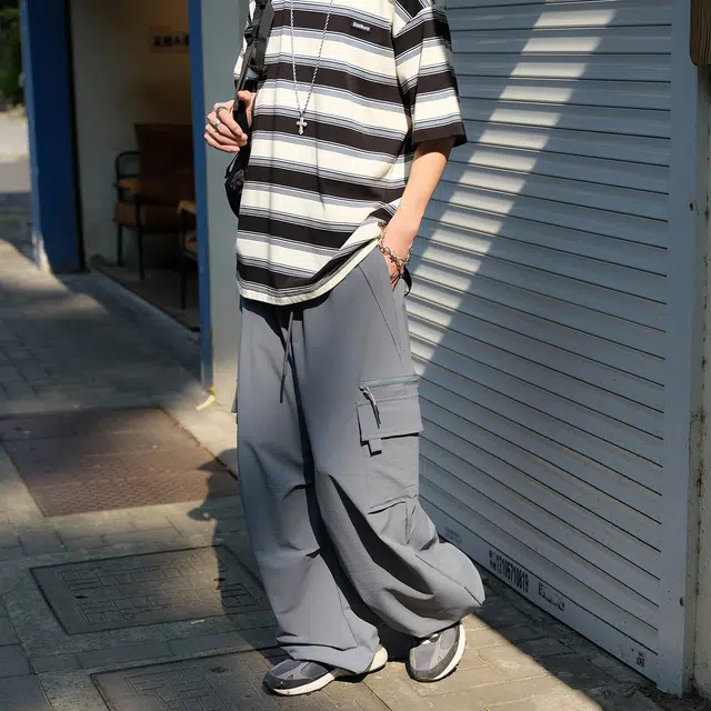 港仔文艺男 褶皱拼接解构拉链口袋可调节裤腿设计感户外运动工装裤日系百搭宽松休闲裤 男女同款