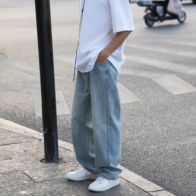 港仔文艺男 水洗做旧美式高街纯色垂感宽松直筒裤休闲简约百搭牛仔裤 男女同款