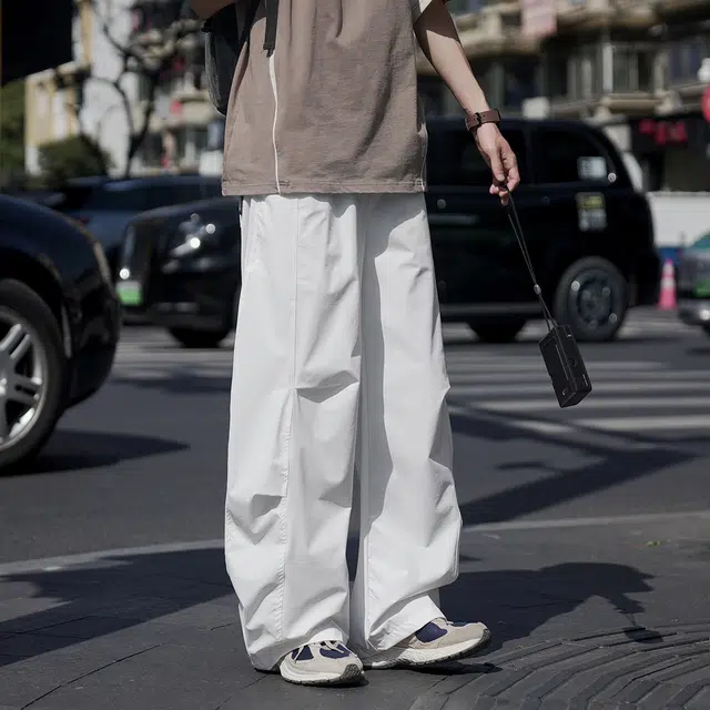 港仔文艺男 户外运动山系拼接解构速干薄款褶皱设计直筒阔腿伞兵裤纯色宽松休闲裤 男女同款