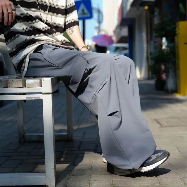 港仔文艺男 褶皱拼接解构拉链口袋可调节裤腿设计感户外运动工装裤日系百搭宽松休闲裤 男女同款
