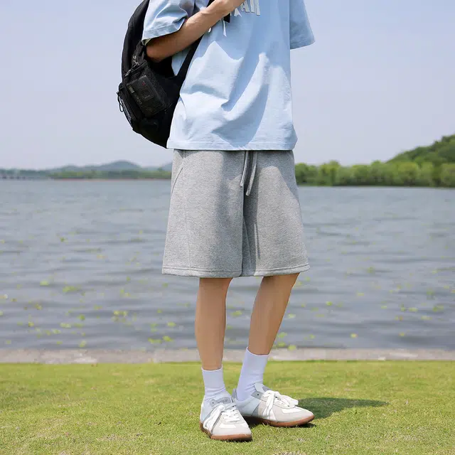 港仔文艺男 美式重磅拼接解构抽绳设计户外运动宽松直筒沙滩五分裤纯色百搭休闲短裤 男女同款